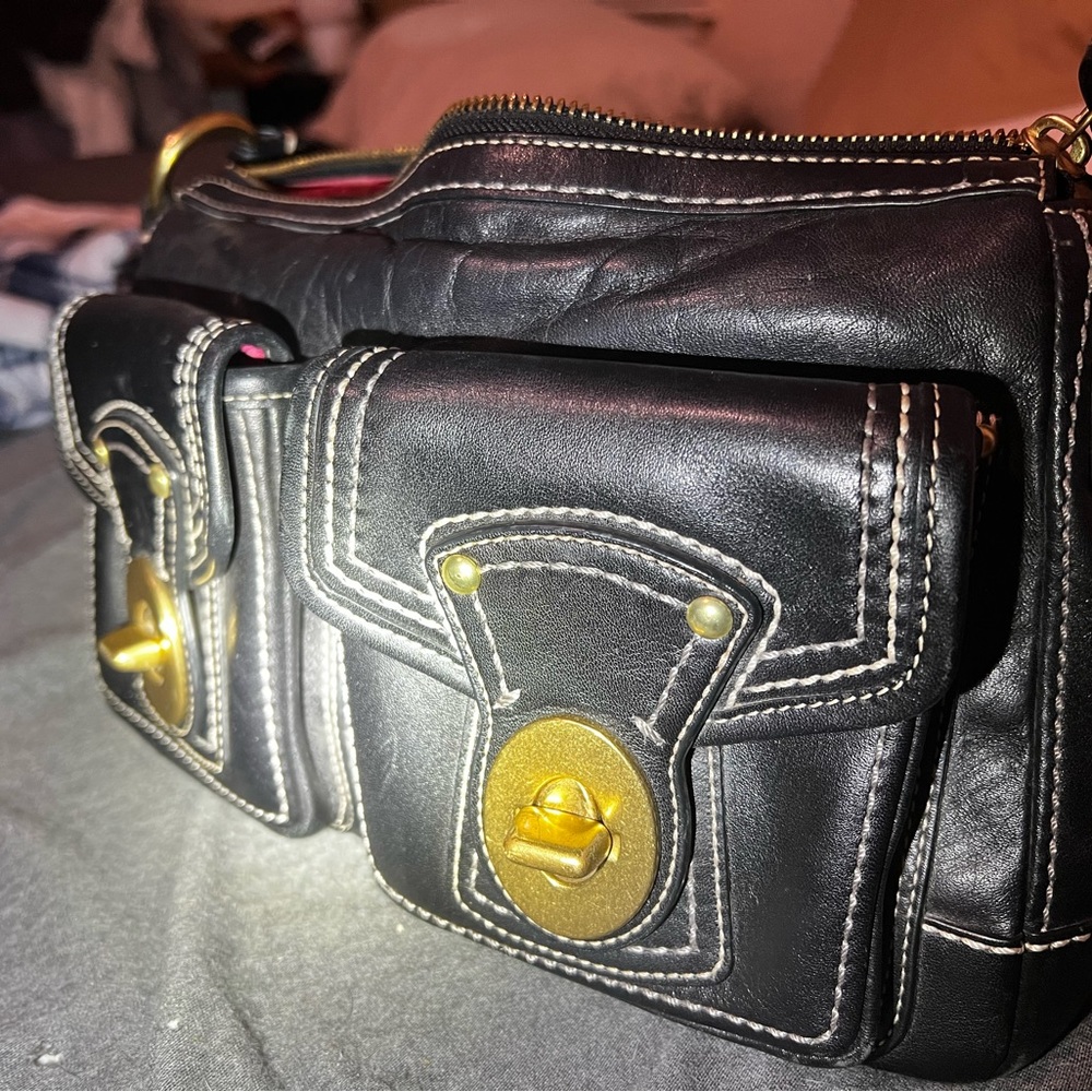 COACH Legacy Turnlock Shoulder Bag F12868 - Picture 3 of 11